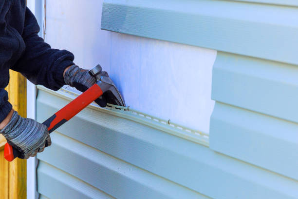 Reliable Vinyl Siding contractor in Wellesley, MA by Squared Siding